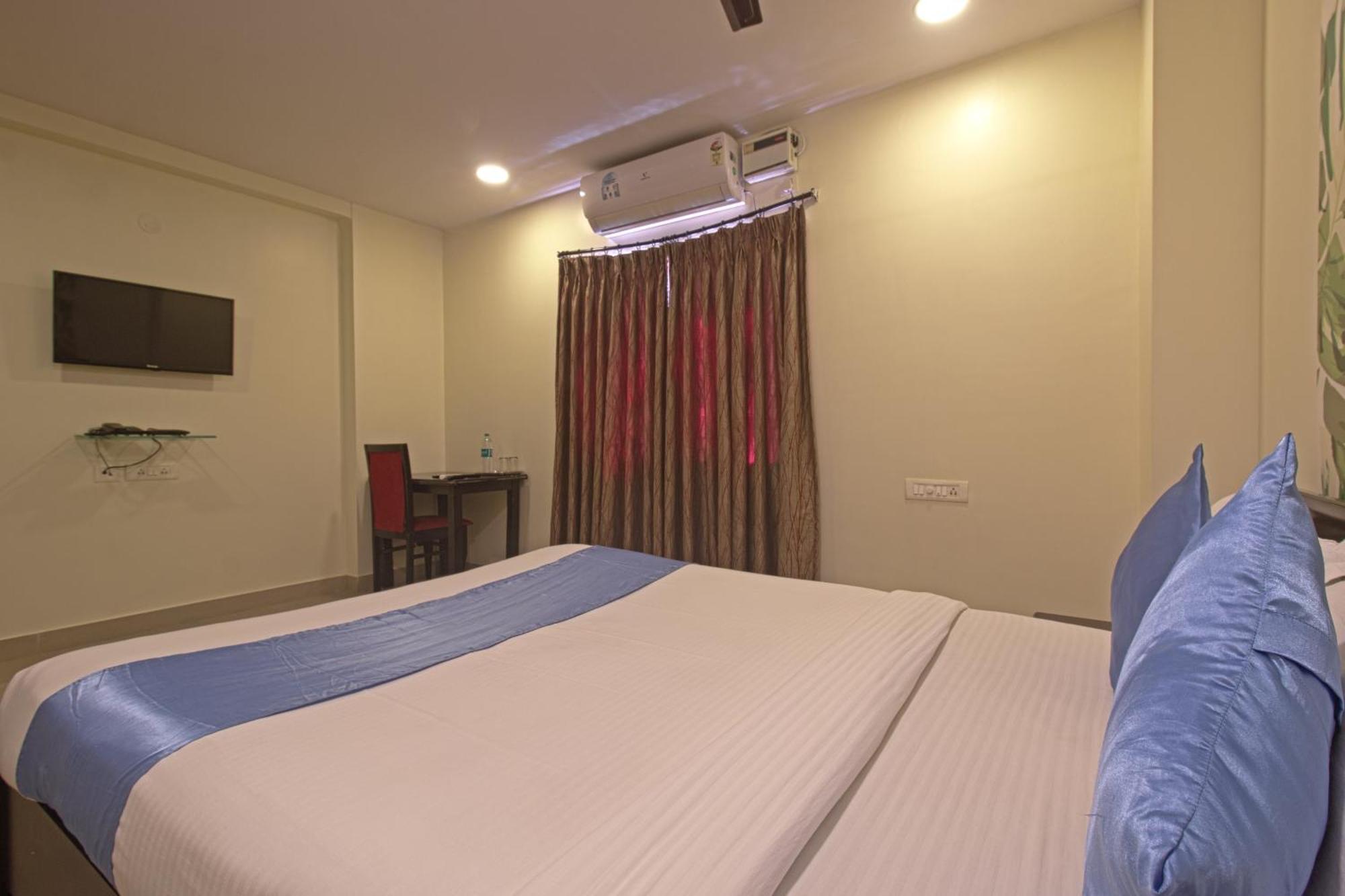 Hotel Ns Royal Emirates With 3Hr Early Check In Haiderabad Buitenkant foto